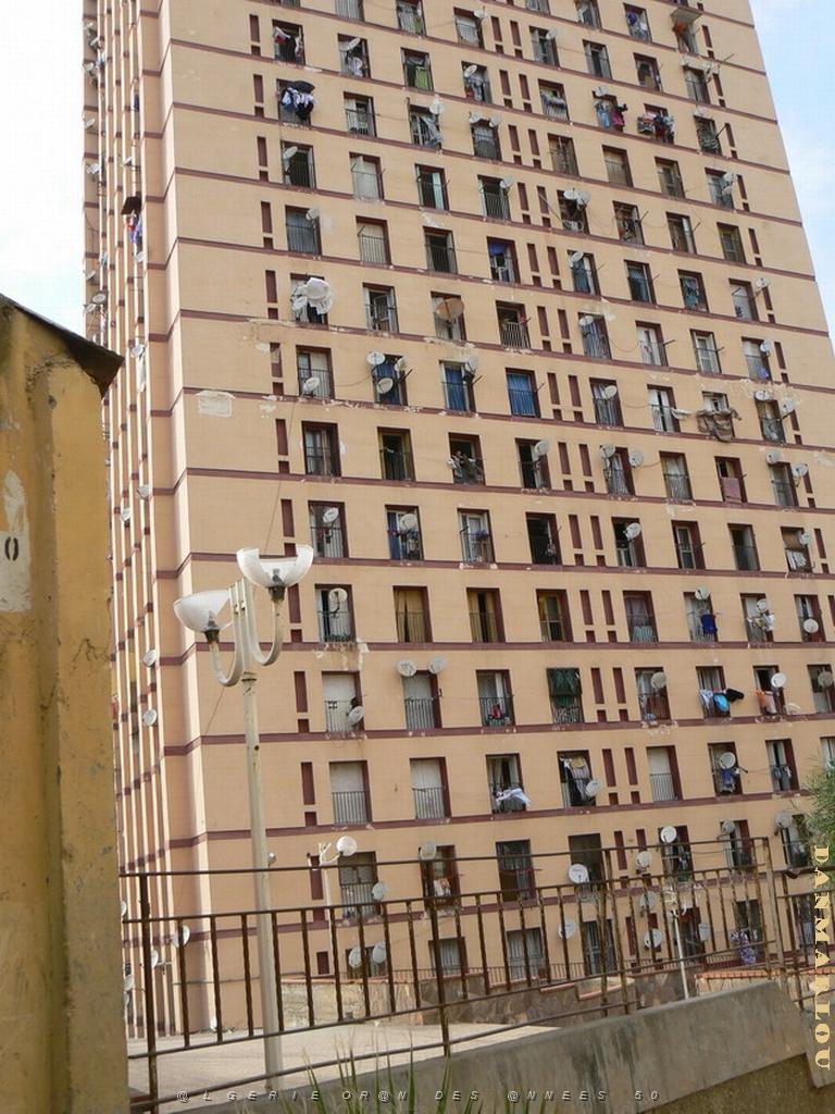 Cite Lescure 14 .jpg